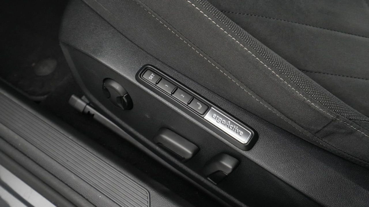 Volkswagen GOLF Variant 1.0 TSI Life Business