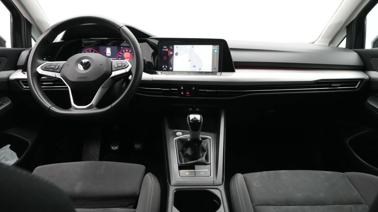 Volkswagen GOLF Variant 1.0 TSI Life Business