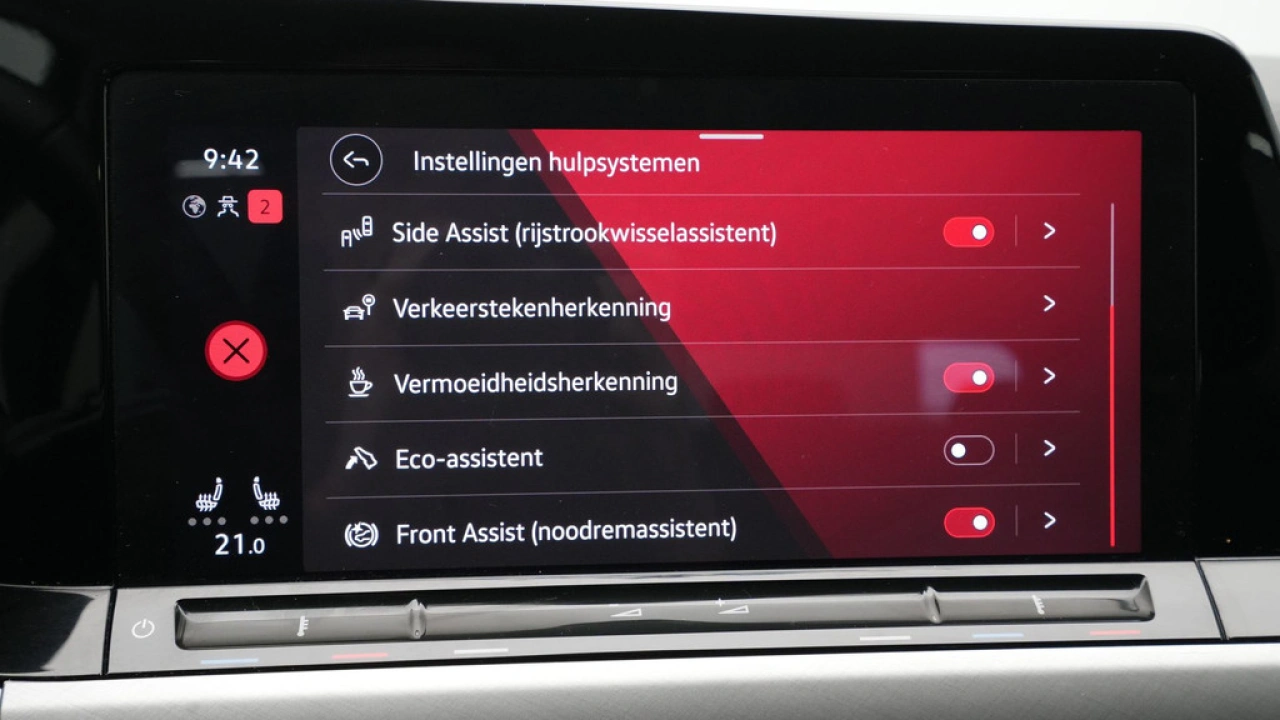 Volkswagen GOLF Variant 1.0 TSI Life Business