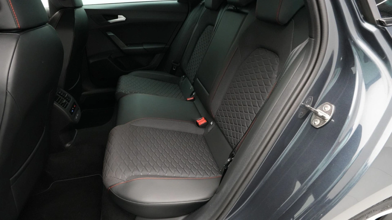 SEAT Leon Sportstourer 1.5 TSI FR Launch Edition