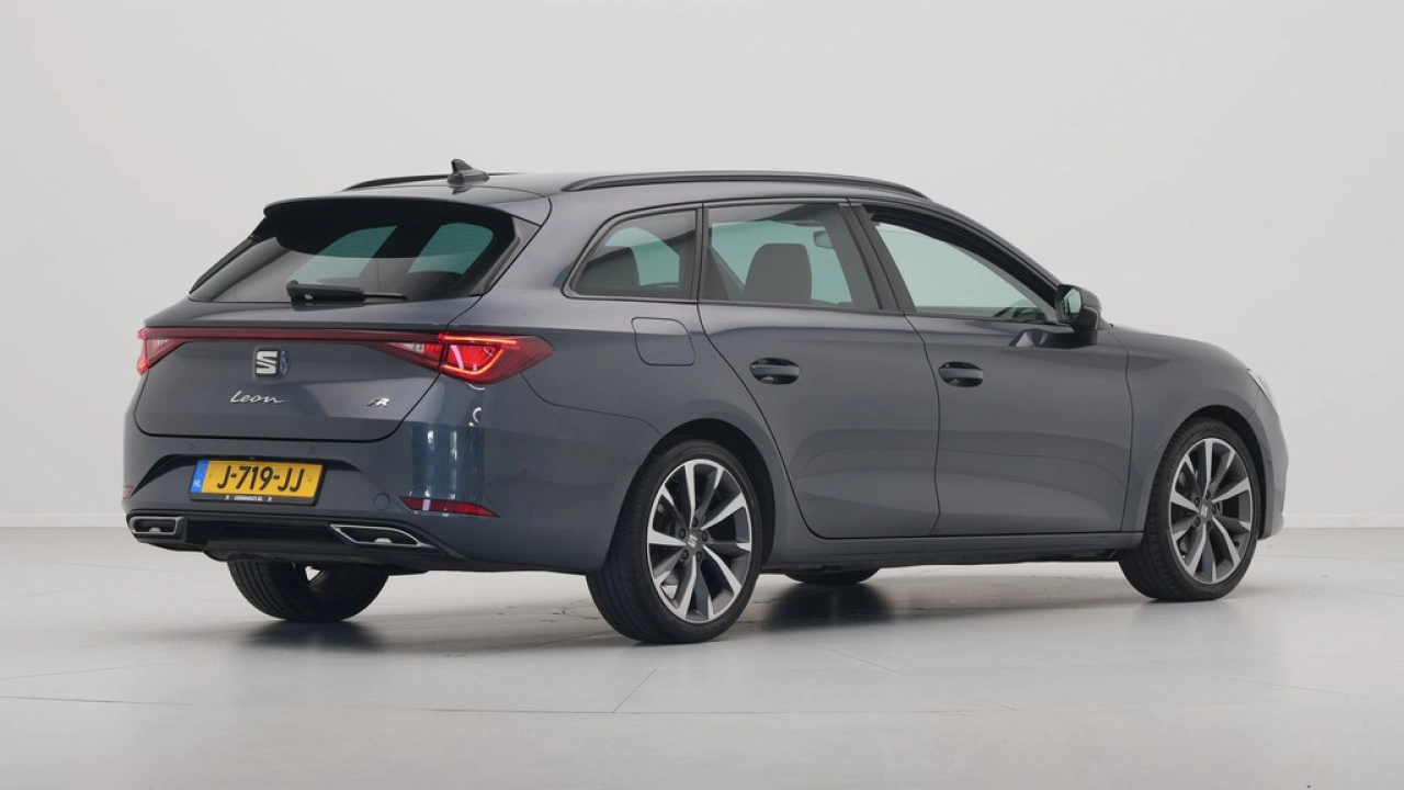 SEAT Leon Sportstourer 1.5 TSI FR Launch Edition