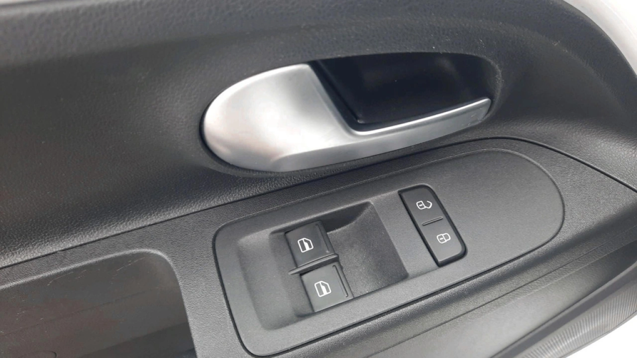 Volkswagen up! 1.0 Airco | Smartphone integratie | Lane Assist | DAB |
