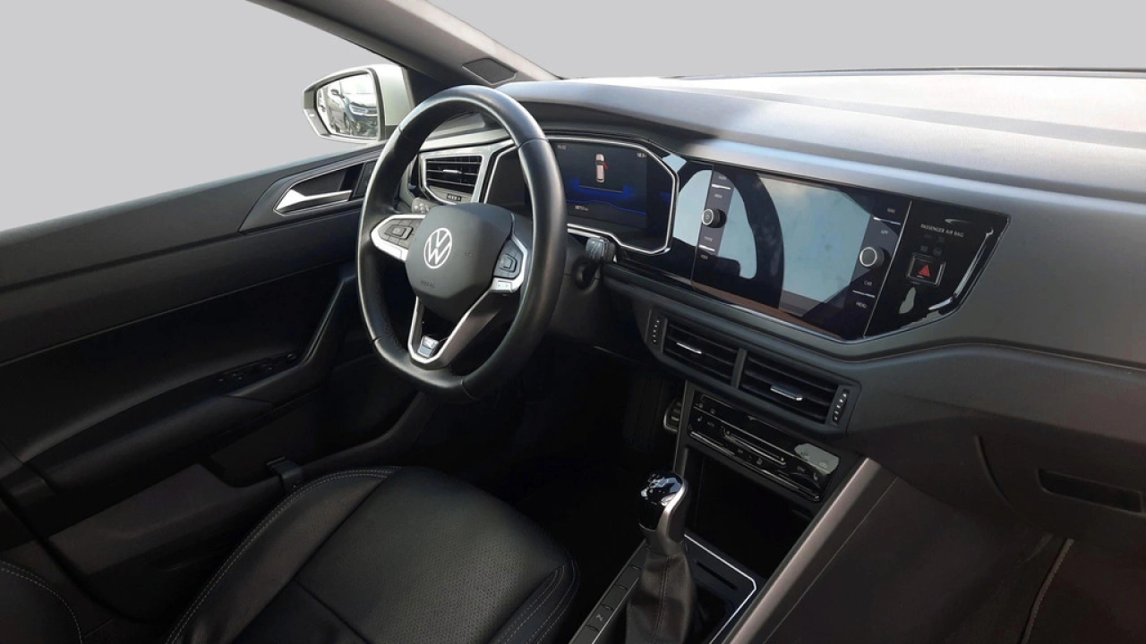 Volkswagen Polo 1.0 TSI R-Line | Navigatie | Leer | Camera | 17