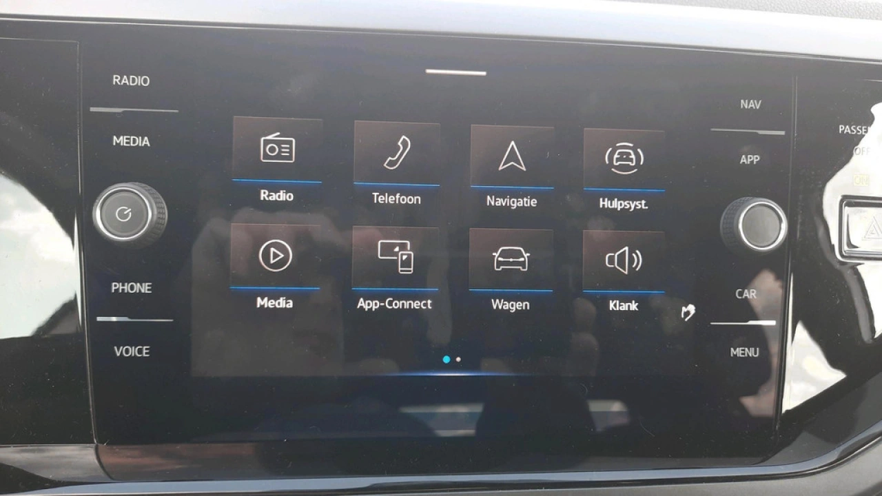 Volkswagen Polo 1.0 TSI R-Line | Navigatie | Leer | Camera | 17