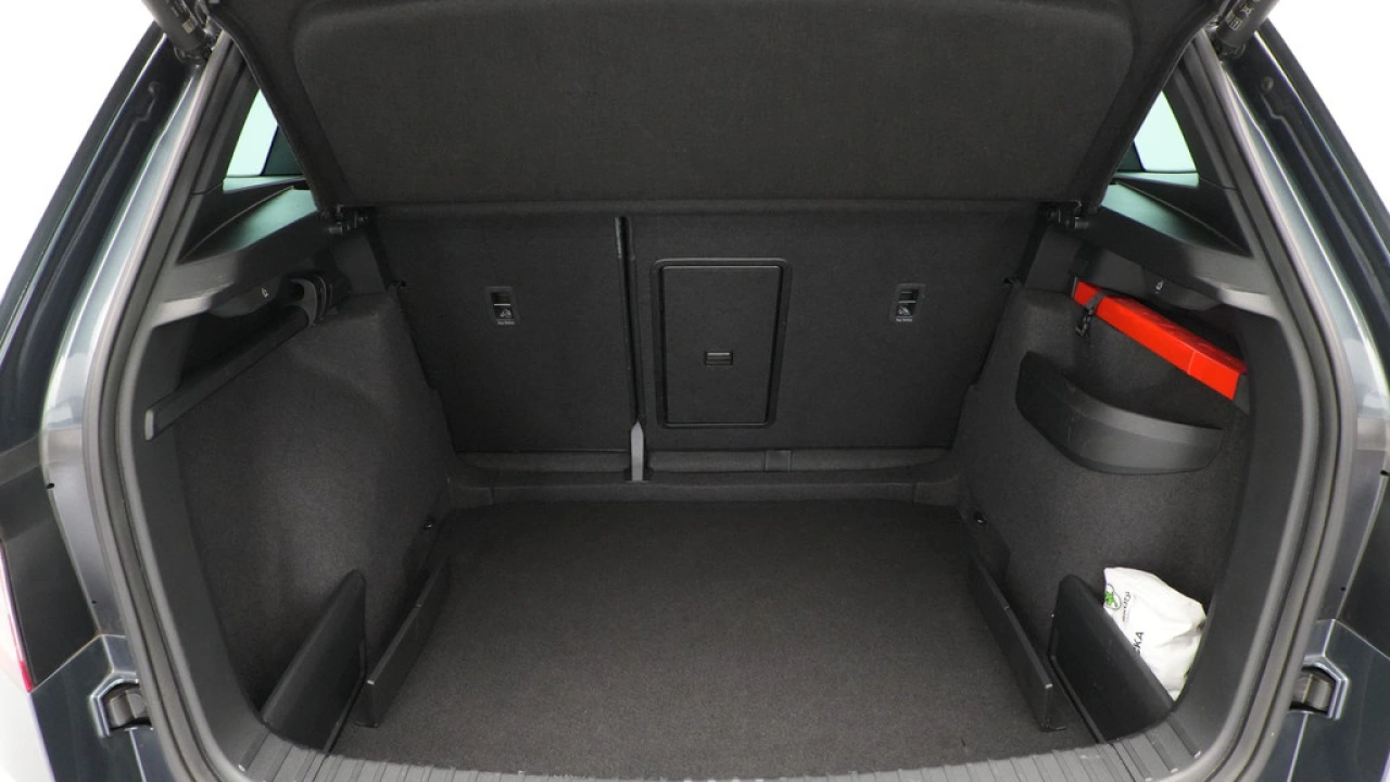 Škoda Karoq 1.5 TSI 150pk DSG Sportline Business