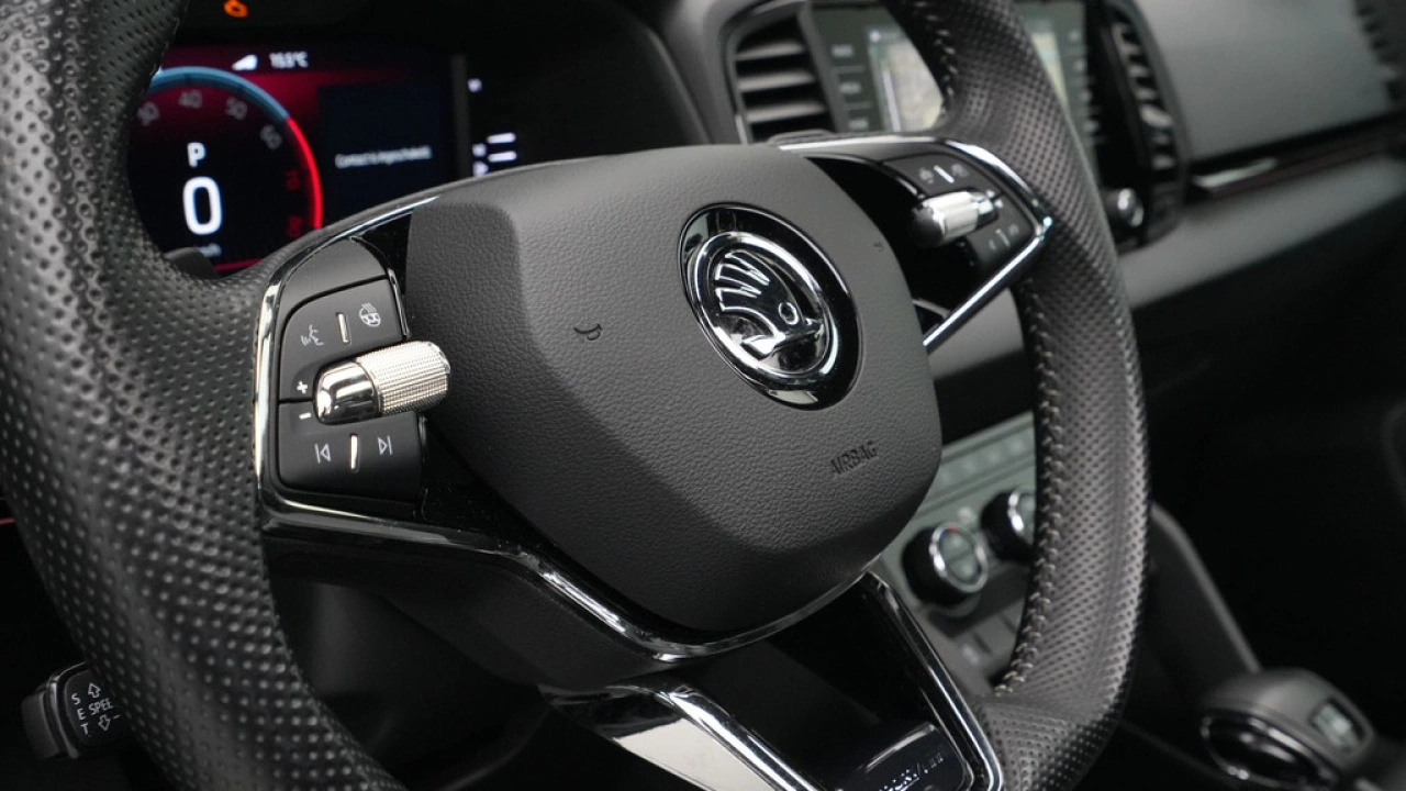 Škoda Karoq 1.5 TSI 150pk DSG Sportline Business