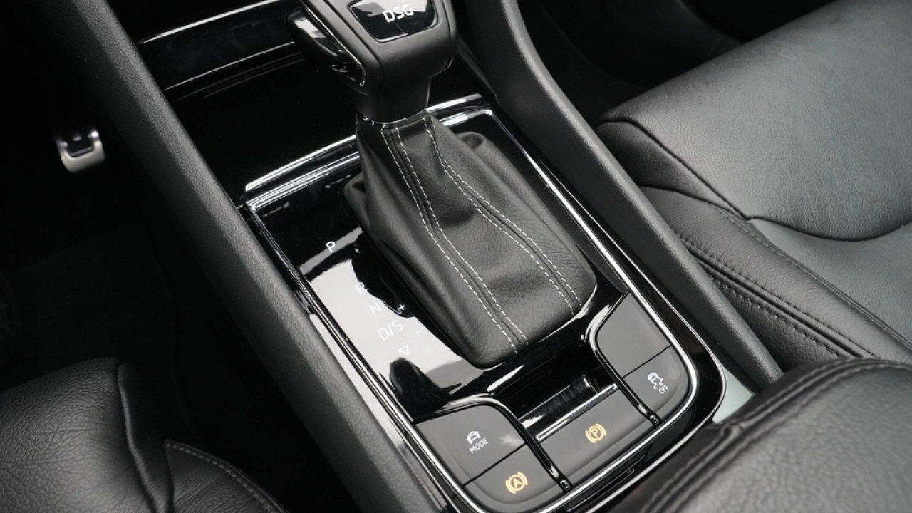 Škoda Karoq 1.5 TSI 150pk DSG Sportline Business