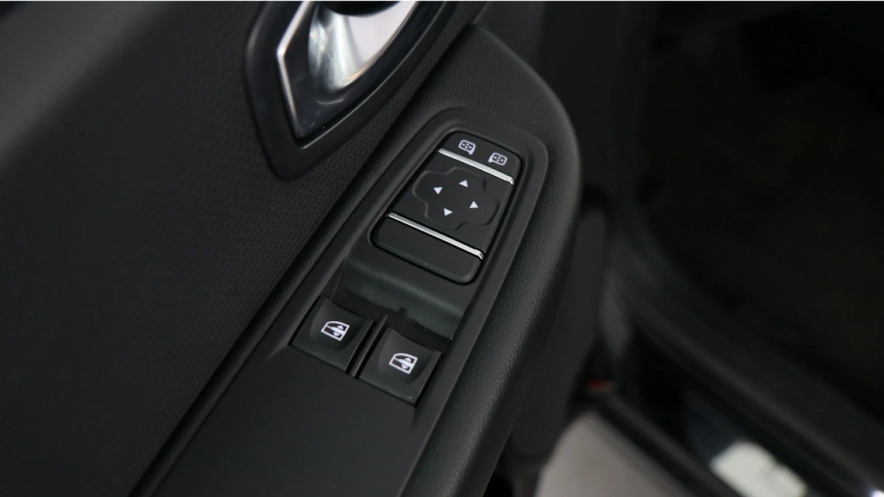 Renault Clio Estate 0.9 TCe 90pk Limited Business