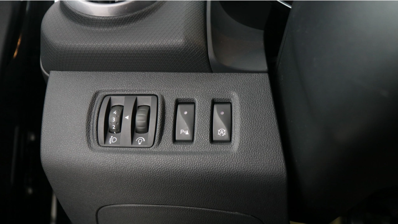 Renault Clio Estate 0.9 TCe 90pk Limited Business