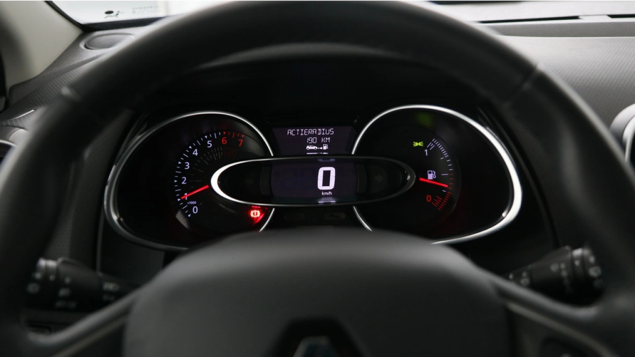 Renault Clio Estate 0.9 TCe 90pk Limited Business