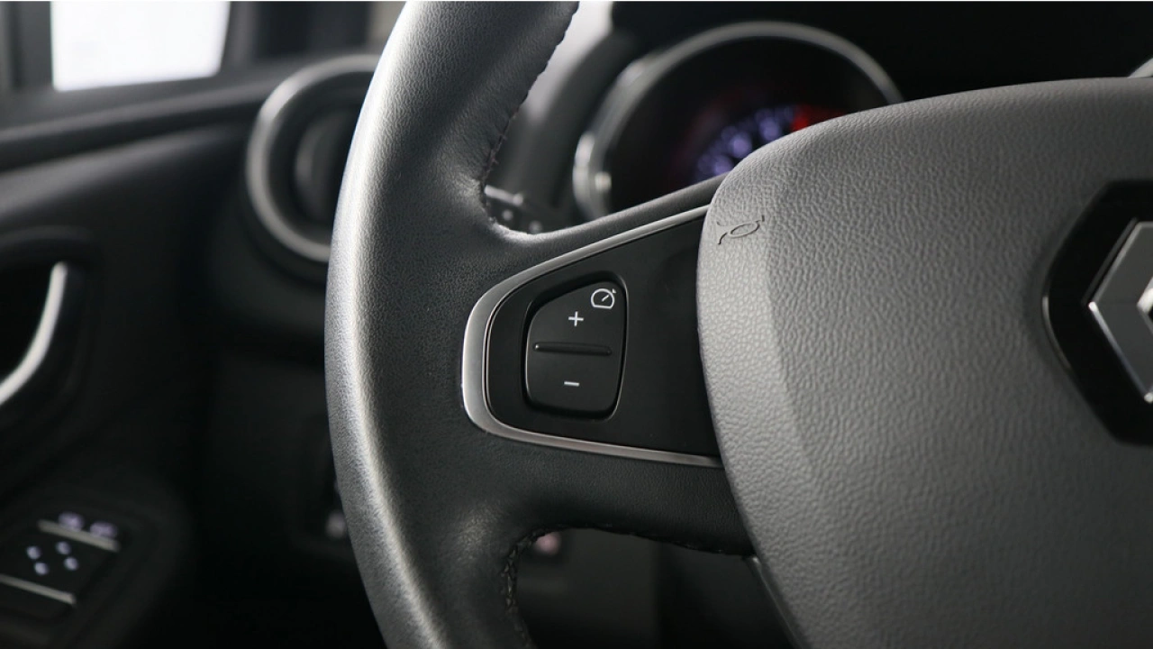 Renault Clio Estate 0.9 TCe 90pk Limited Business