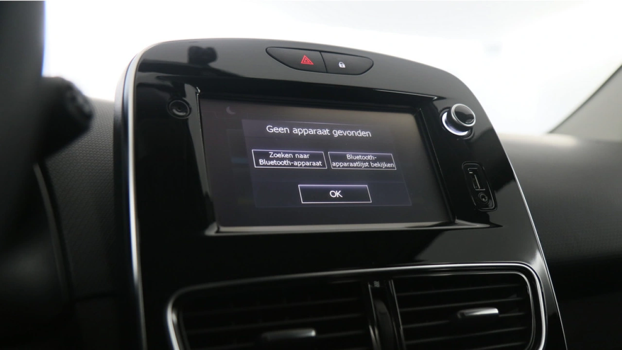 Renault Clio Estate 0.9 TCe 90pk Limited Business