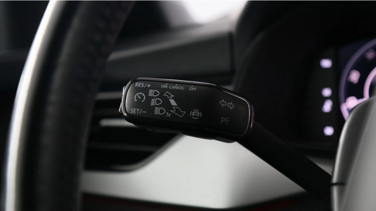 Škoda Kamiq 1.0 TSI 115pk Sport Business