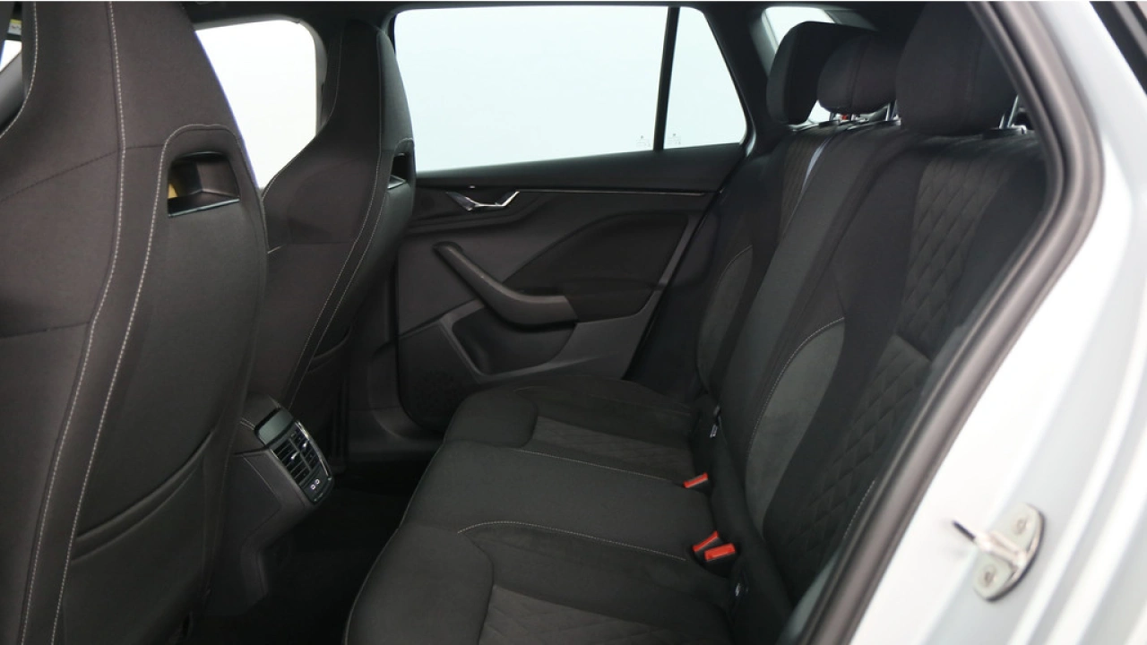 Škoda Kamiq 1.0 TSI 115pk Sport Business