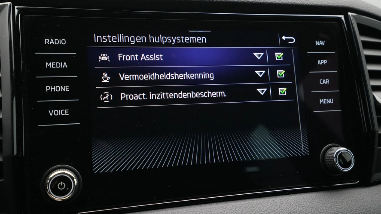 Škoda Karoq 1.5 TSI 150pk DSG Sportline Business