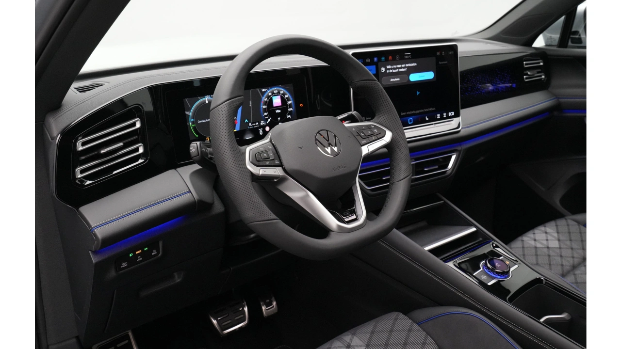 Volkswagen Tiguan 1.5 eHybrid 204 6DSG R-Line Edition