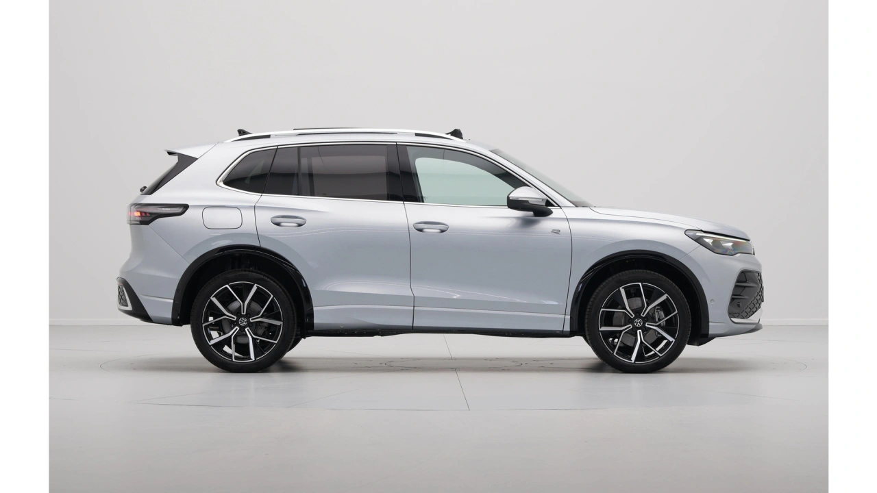 Volkswagen Tiguan 1.5 eHybrid 204 6DSG R-Line Edition