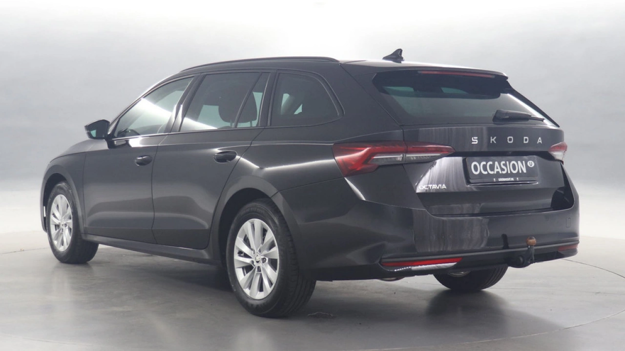 Škoda Octavia Combi 1.5 TSI 115pk MHEV Business Edition DSG