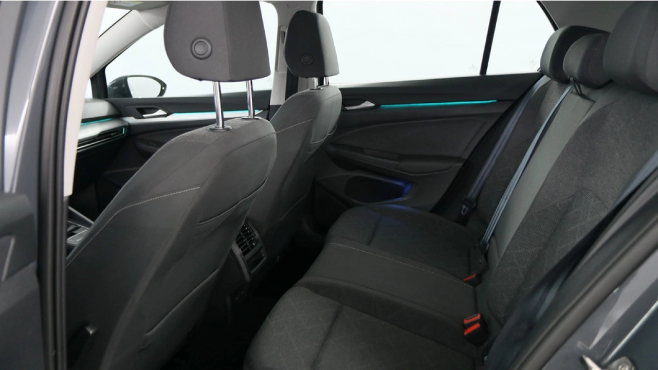 Volkswagen Golf 1.0 TSI 110pk Life