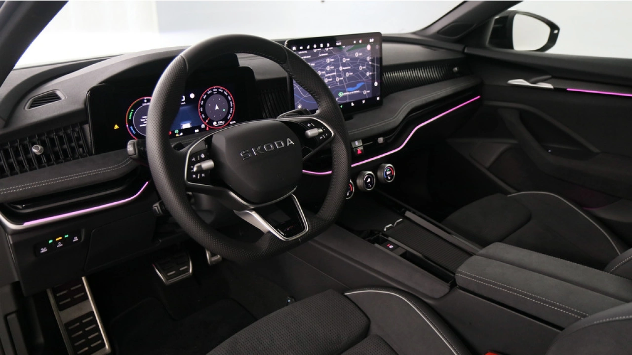 Škoda Superb Combi 1.5 TSI eHybrid 204pk PHEV Sportline Business DSG