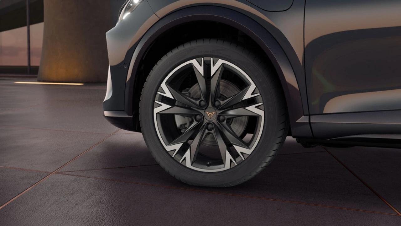 CUPRA Formentor 1.5 TSI e-Hybrid 204 6DSG Business