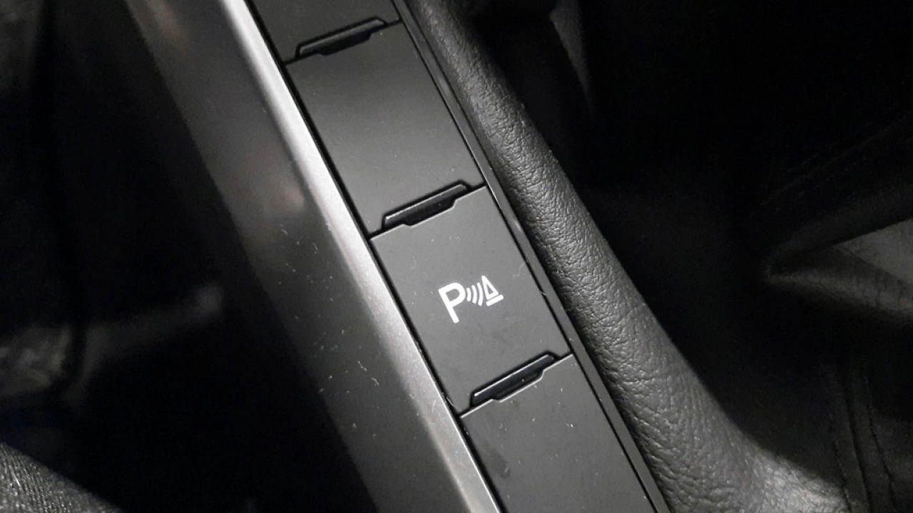 Volkswagen Polo 1.0 TSI 96pk Life | App Connect | inklapbare spiegels | Parkeersensoren |