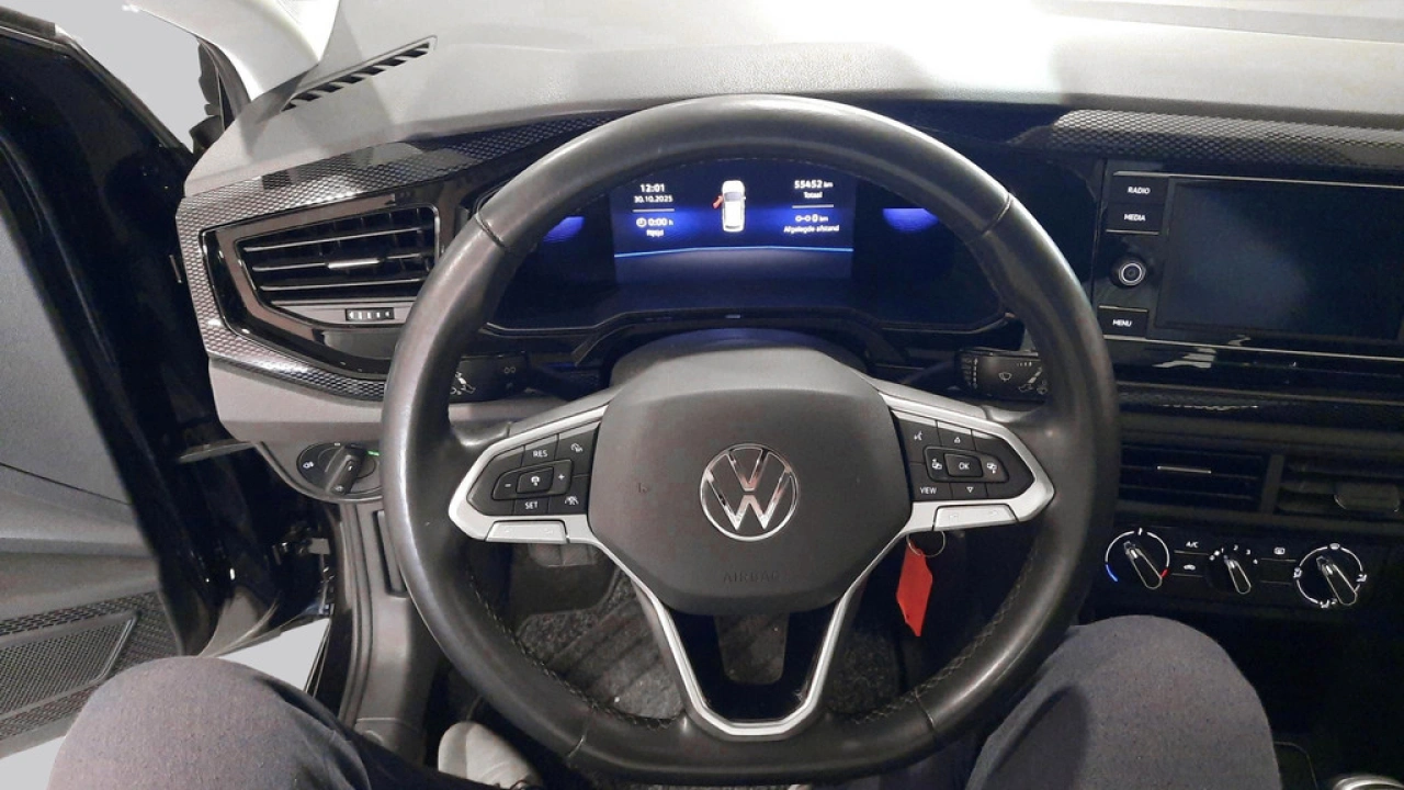 Volkswagen Polo 1.0 TSI 96pk Life | App Connect | inklapbare spiegels | Parkeersensoren |