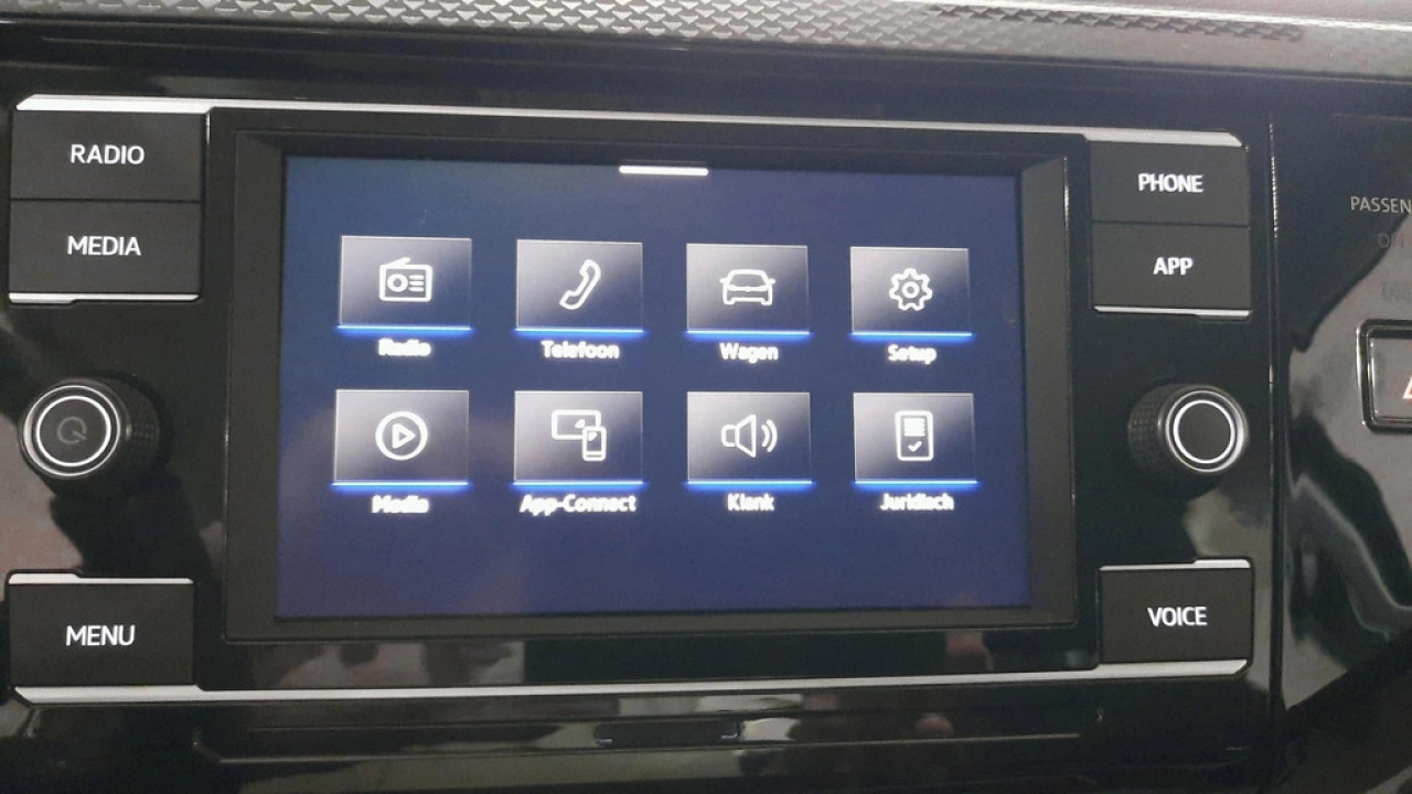 Volkswagen Polo 1.0 TSI 96pk Life | App Connect | inklapbare spiegels | Parkeersensoren |