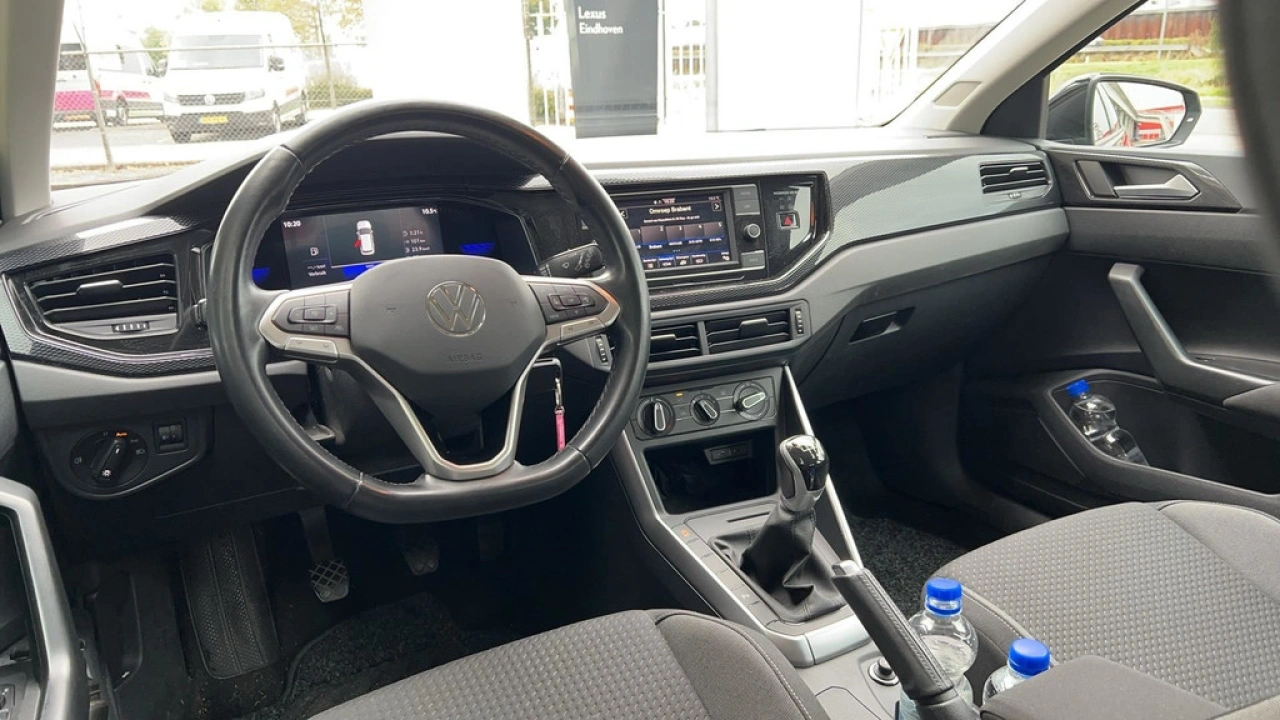 Volkswagen Polo 1.0 TSI 96pk Life | App Connect | inklapbare spiegels | Parkeersensoren