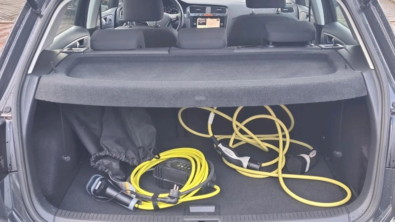Volkswagen e-Golf E-DITION 36 kW 136pk Navigatie Warmtepomp Dynaudio