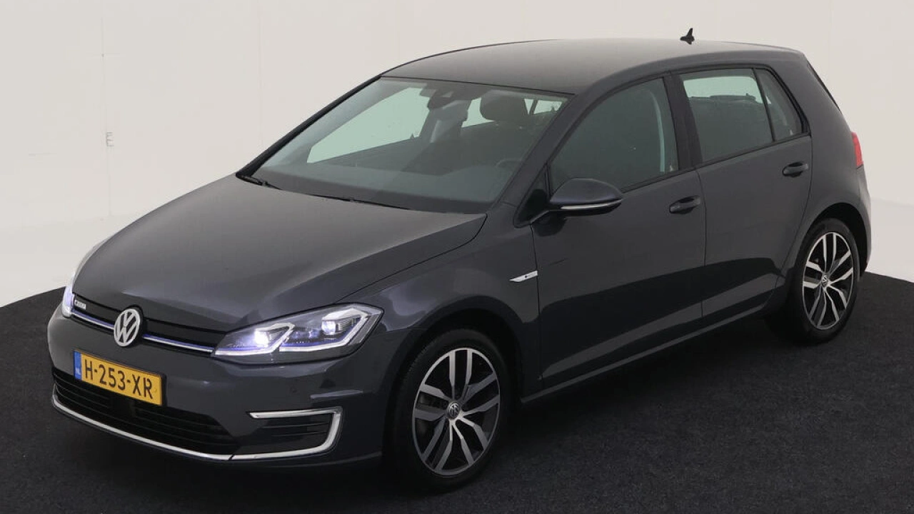 Volkswagen e-Golf E-DITION 36 kW 136pk Navigatie Warmtepomp Dynaudio
