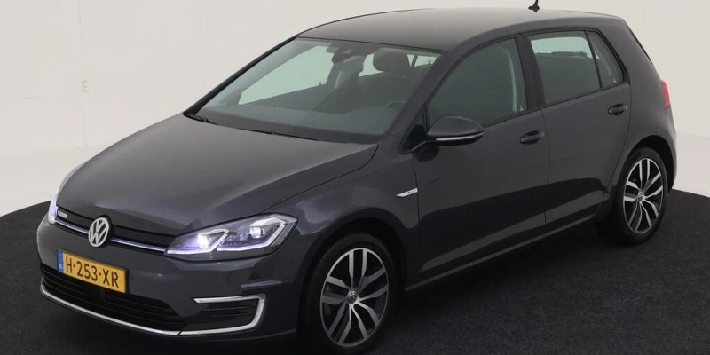 Volkswagen e-Golf E-DITION 36 kW 136pk Navigatie Warmtepomp Dynaudio