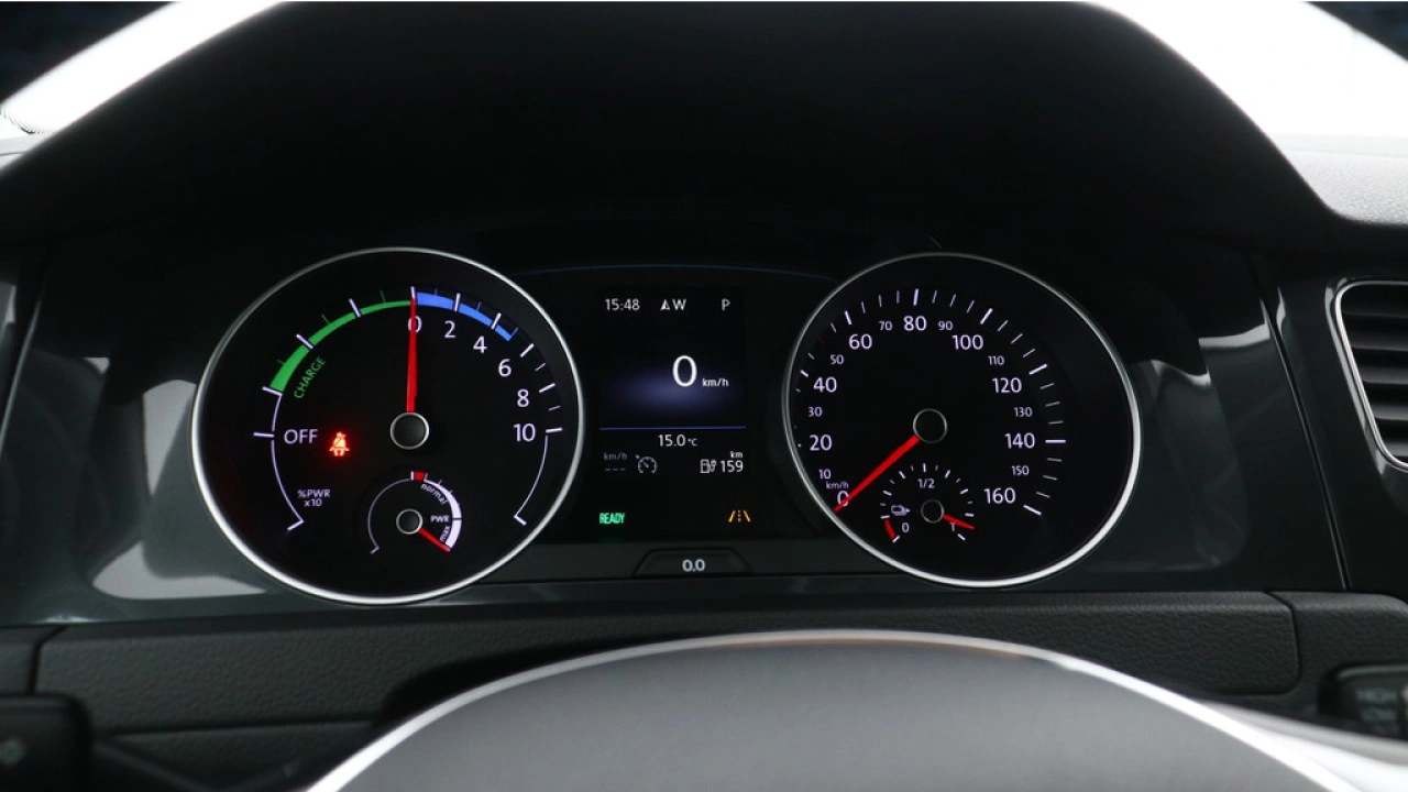 Volkswagen e-Golf E-DITION 36 kW 136pk Navigatie Warmtepomp Dynaudio