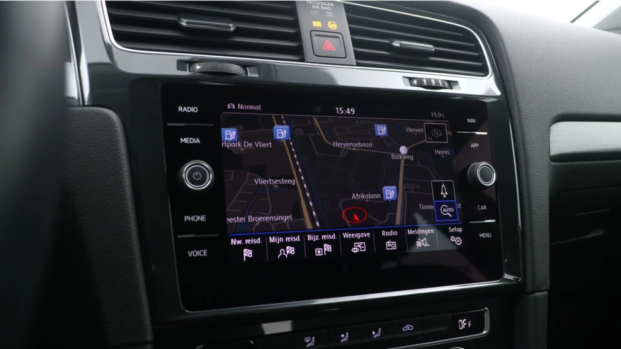 Volkswagen e-Golf E-DITION 36 kW 136pk Navigatie Warmtepomp Dynaudio