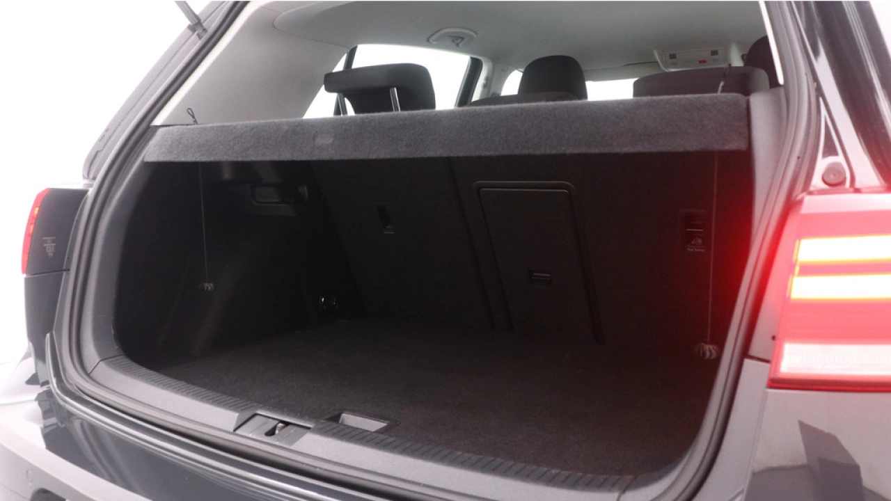 Volkswagen e-Golf E-DITION 36 kW 136pk Navigatie Warmtepomp Dynaudio