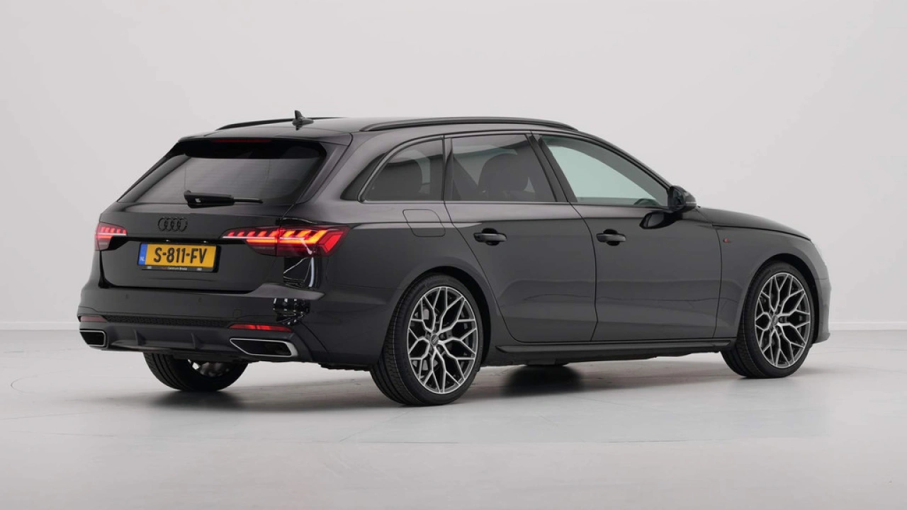 Audi A4 Avant 35 TFSI S edition