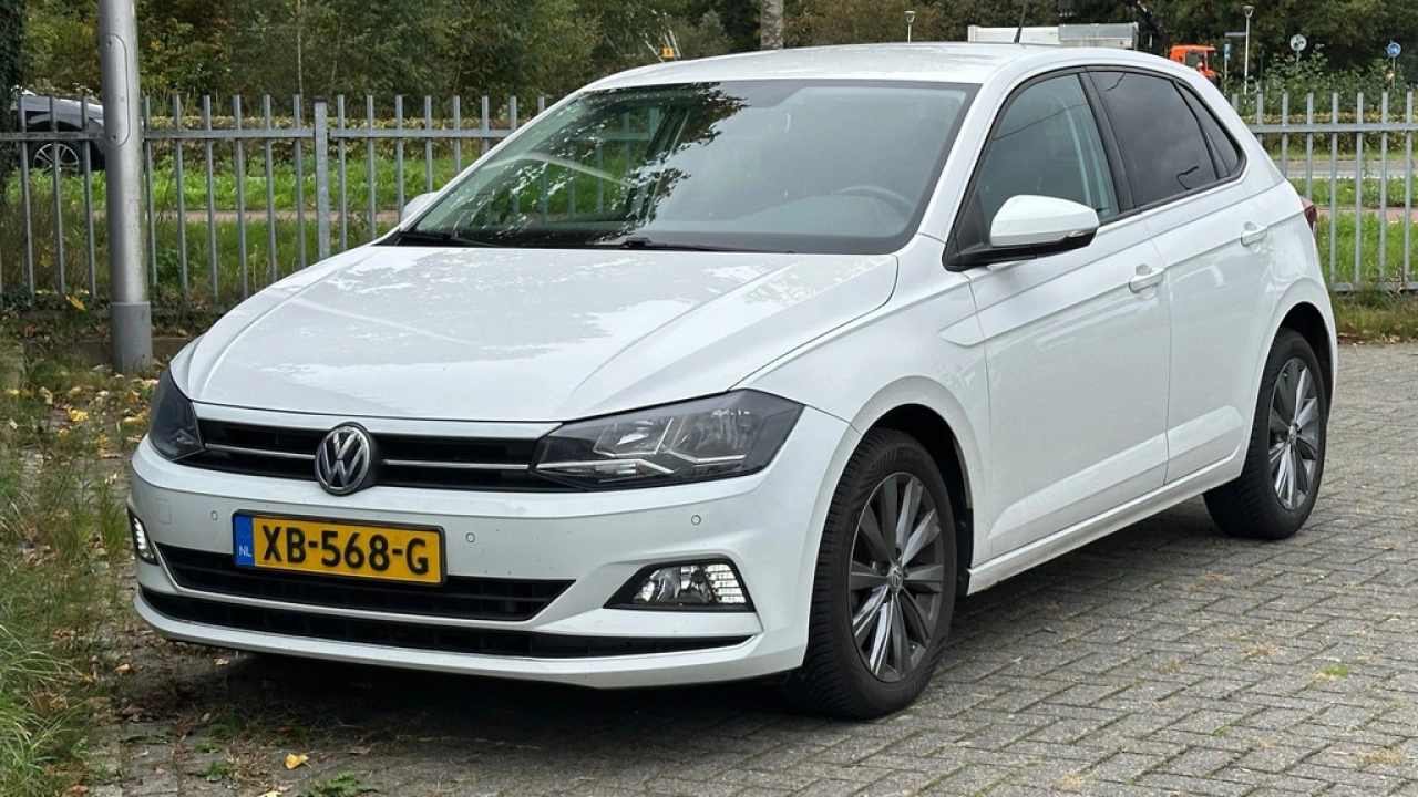 Volkswagen Polo 1.0 TSI 95k DSG Highline Navigatie Clima Pdc