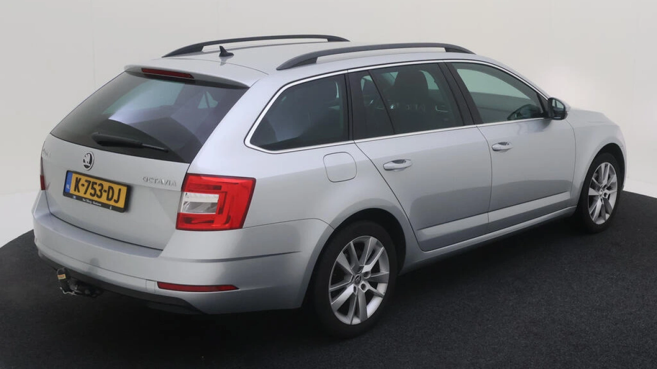 Škoda Octavia Combi 1.5 TSI 150pk Automaat Business Edition