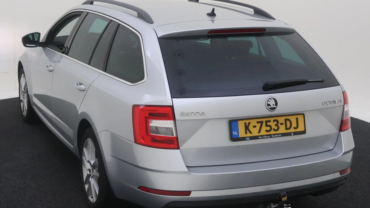 Škoda Octavia Combi 1.5 TSI 150pk Automaat Business Edition