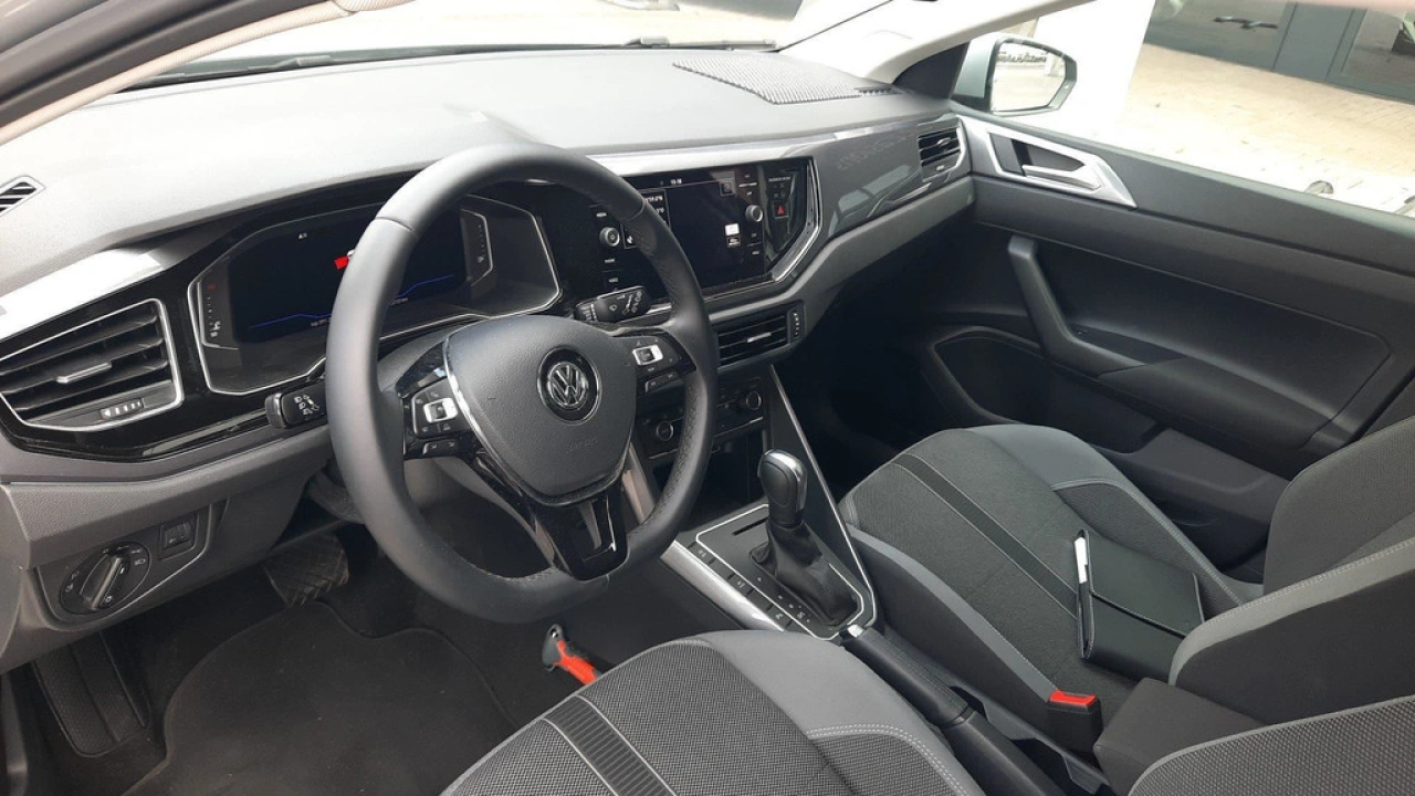 Volkswagen Polo 1.0 TSI Automaat Highline | Executive | nieuw binnen |