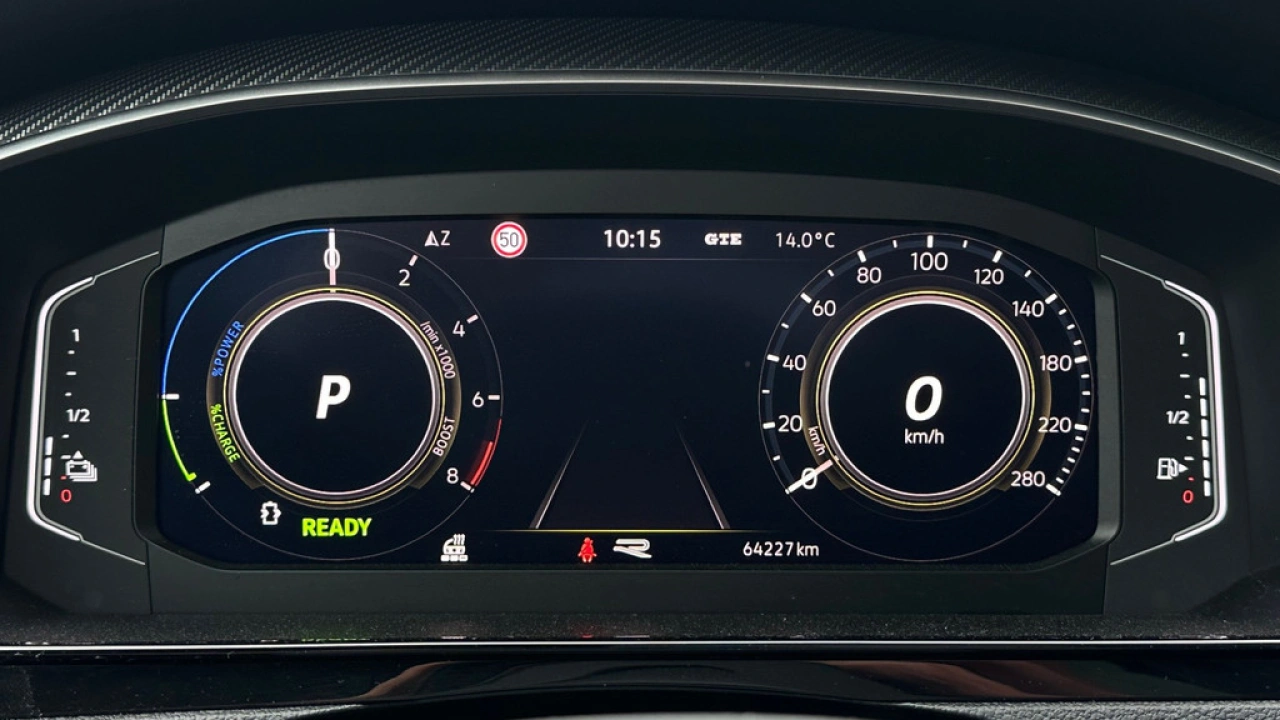 Volkswagen Arteon Shooting Brake 1.4 TSI 218pk DSG eHybrid R-Line Navigatie Pro Panoramadak 360 Camera