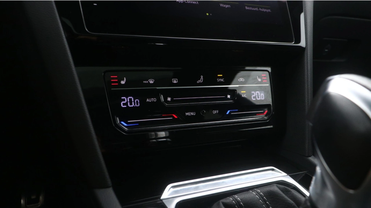 Volkswagen Arteon Shooting Brake 1.4 TSI 218pk eHybrid R-Line Navigatie Pro Panoramadak 360 Camera