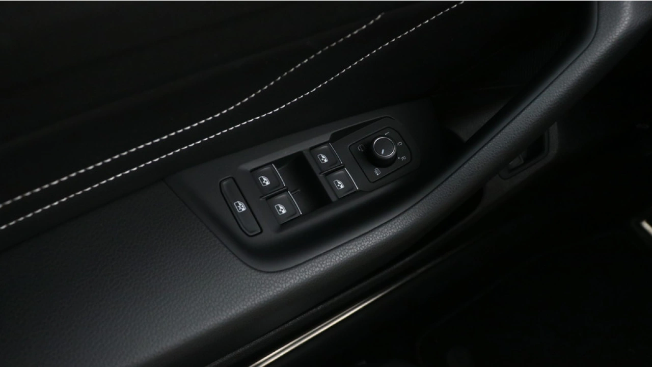 Volkswagen Arteon Shooting Brake 1.4 TSI 218pk eHybrid R-Line Navigatie Pro Panoramadak 360 Camera