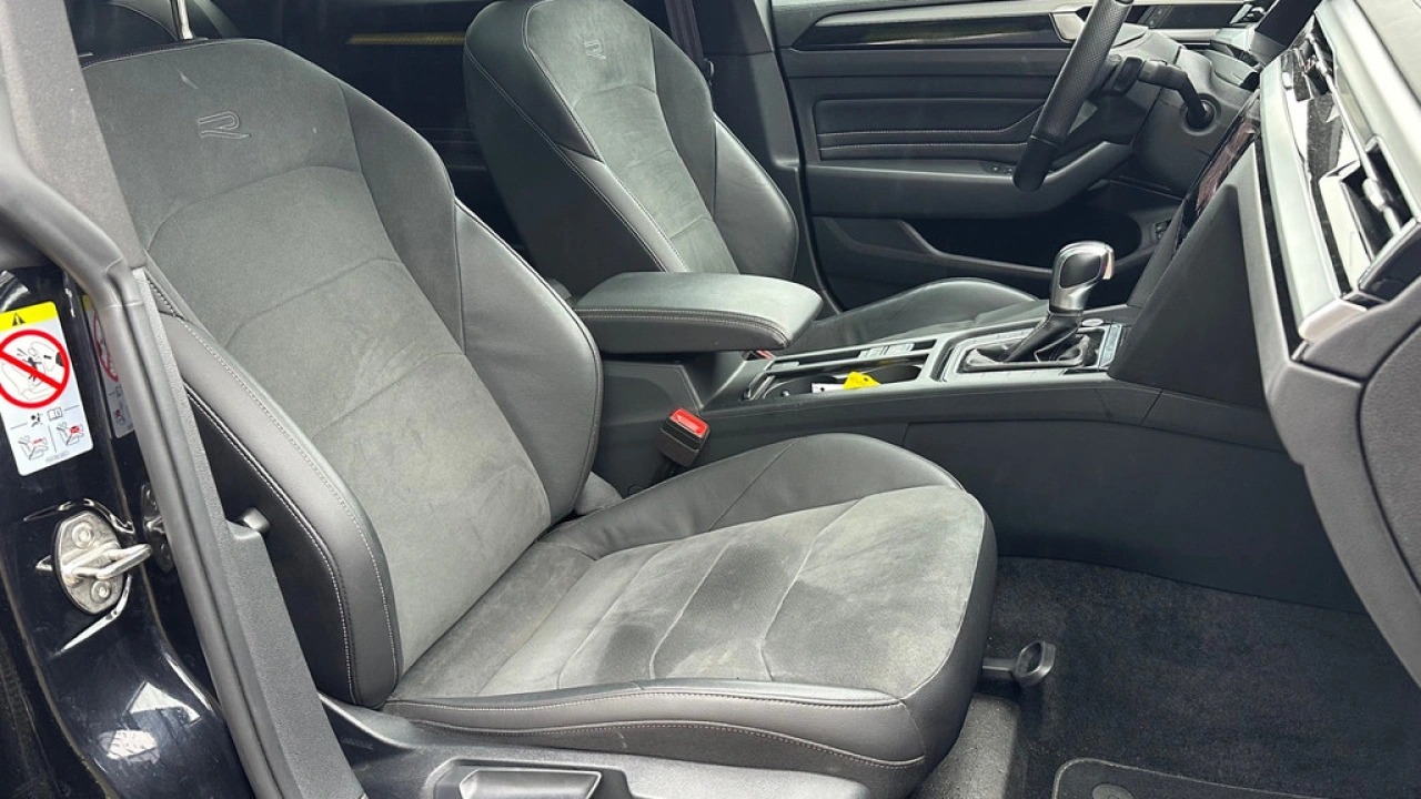 Volkswagen Arteon Shooting Brake 1.4 TSI 218pk DSG eHybrid R-Line Navigatie Pro Panoramadak 360 Camera