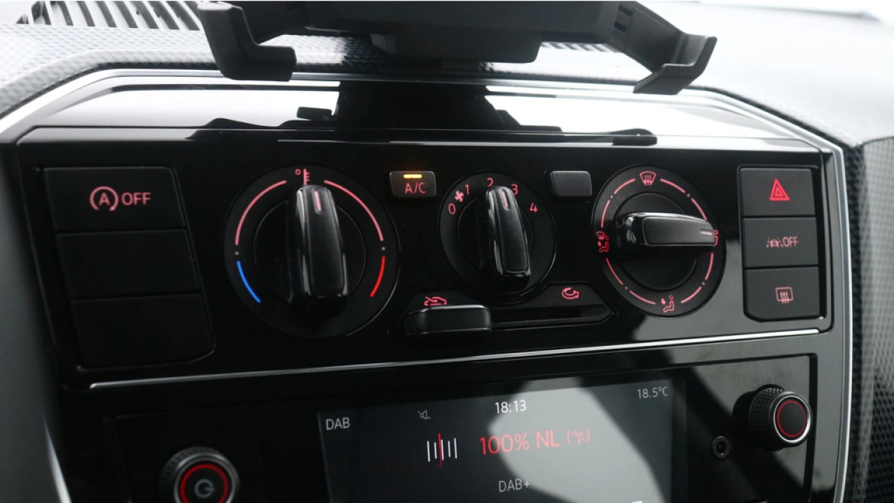 Volkswagen up! 1.0 65pk Airco Pdc Lane Assist Bluetooth