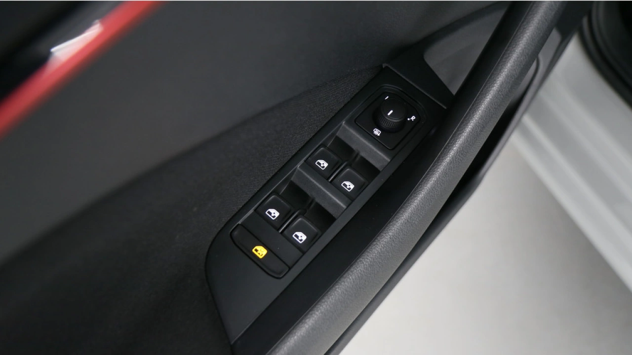 Škoda Scala 1.0 TSI 110pk Sport Business DSG