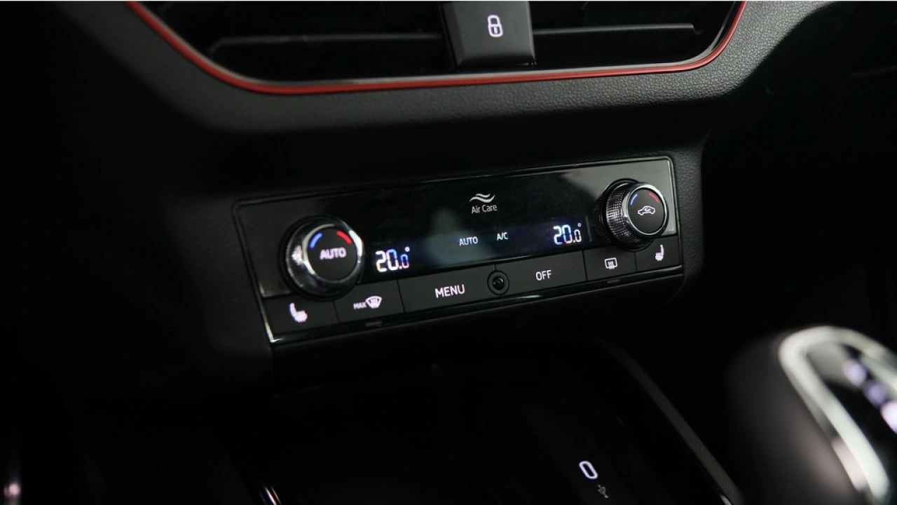 Škoda Scala 1.0 TSI 110pk Sport Business DSG