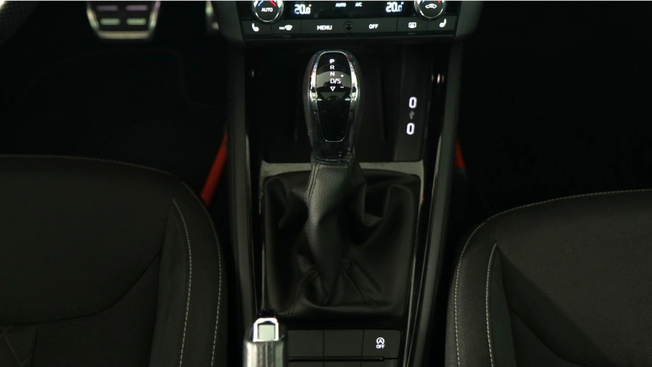 Škoda Scala 1.0 TSI 110pk Sport Business DSG