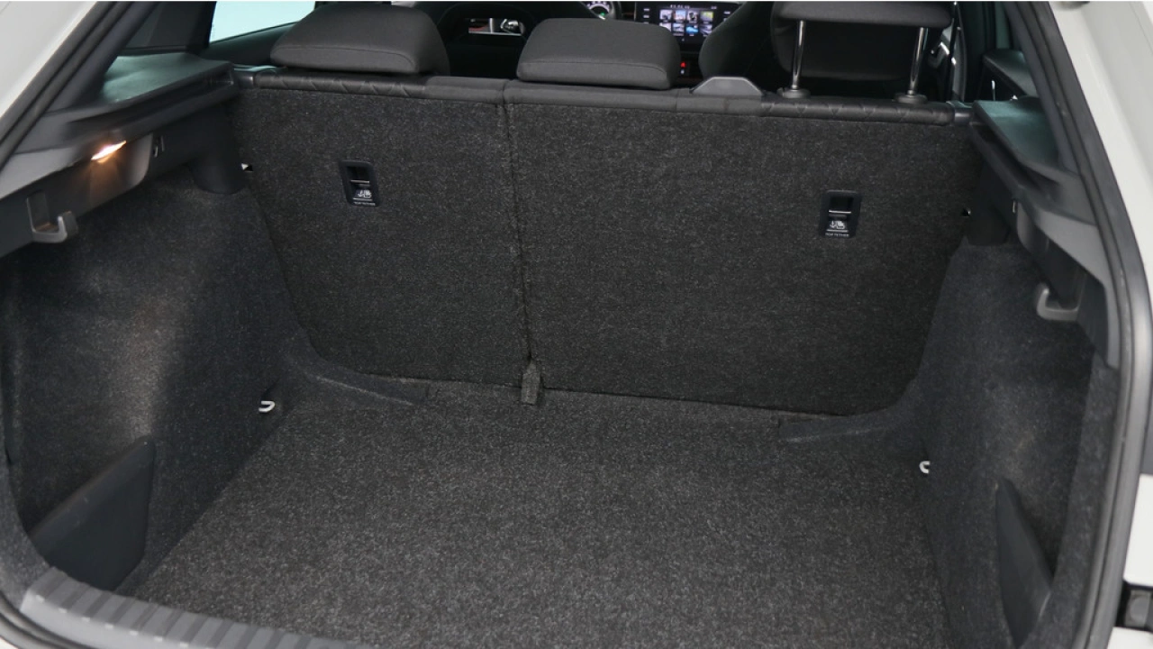 Škoda Scala 1.0 TSI 110pk Sport Business DSG