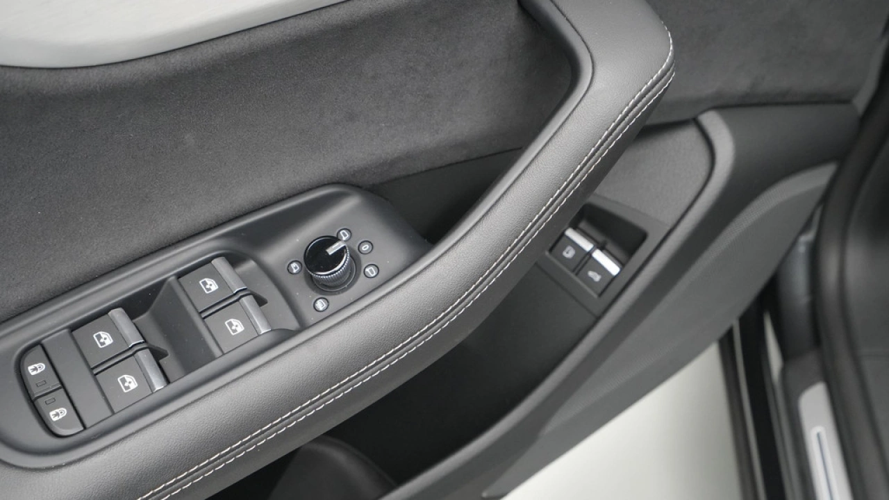 Audi Q8 55 TFSI e quattro 395pk Pro Line S-Line